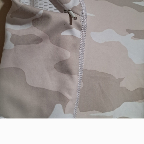 Women's Athleta Salvation Camo High-waisted Leggings Size:S - Picture 7 of 13